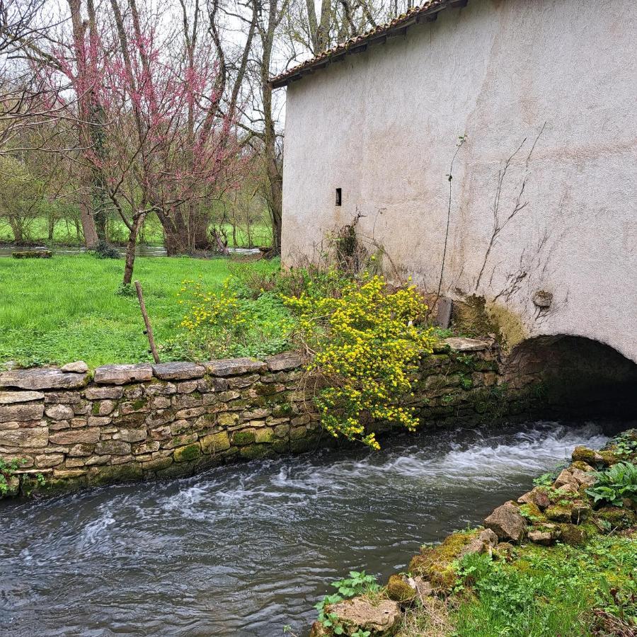 Maison De Preuille Payre エクステリア 写真